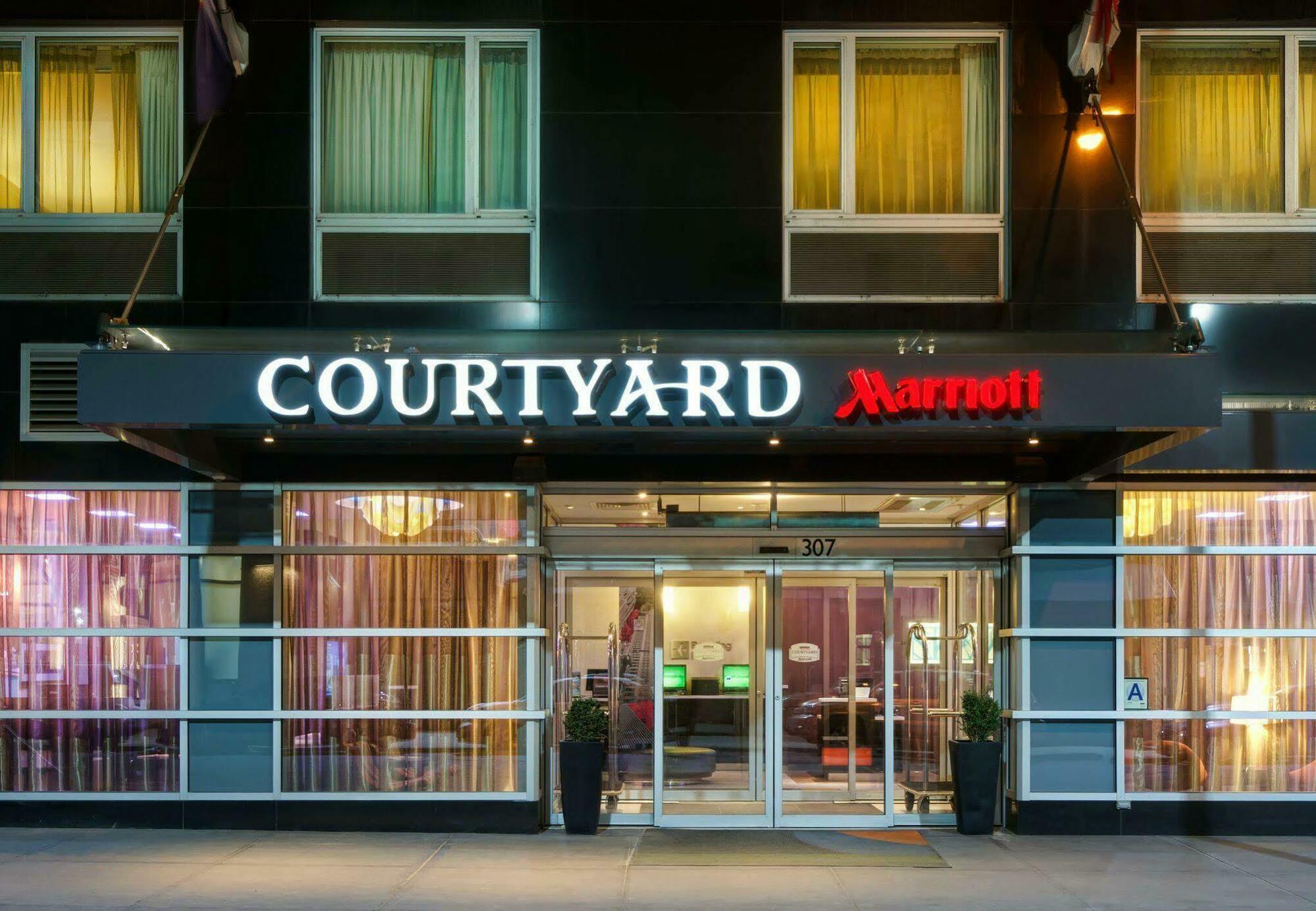 Courtyard By Marriott Times Square West Hotell New York Eksteriør bilde